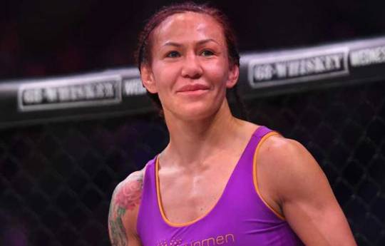 Chris Cyborg : "Makhachev n'est pas encore bien connu en Amérique"